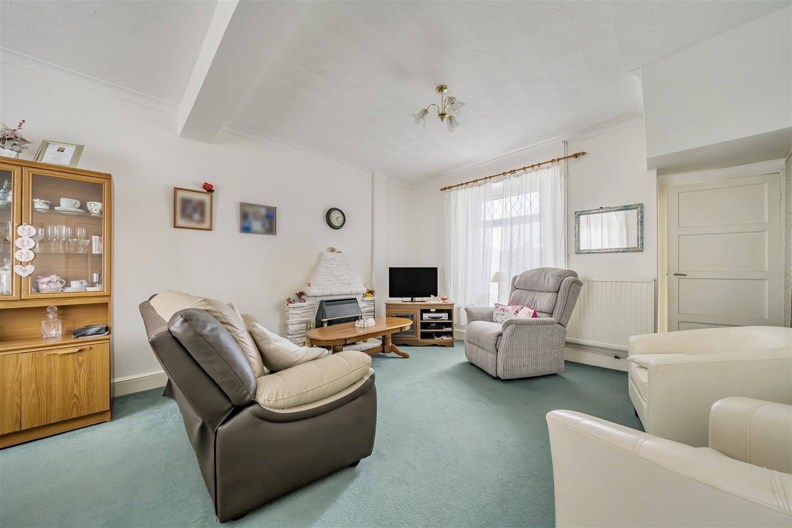 Symmons Street, Waun Wen, Swansea, SA1 6FT